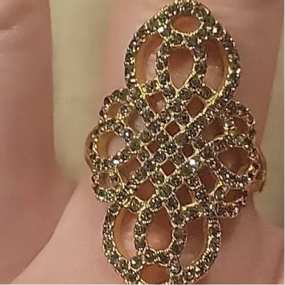 Stella & Dot Filigree Ring-one size fits all - Picture 3 of 6